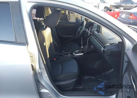 2018 Toyota Yaris Ia z USA, uszkodzony, nr VIN 3MYDLBYV3JY311581